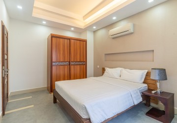 2 Bedroom Serviced Apartment For Rent, BKK 1, Phnom Penh thumbnail