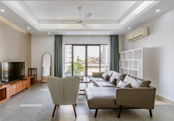 2 Bedroom Serviced Apartment For Rent, BKK 1, Phnom Penh thumbnail