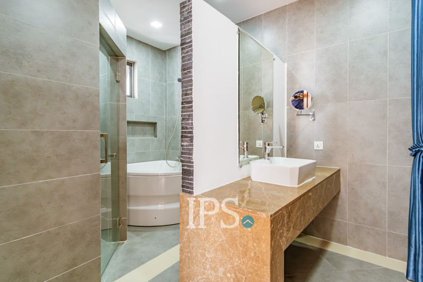 2 Bedroom Serviced Apartment For Rent, BKK 1, Phnom Penh