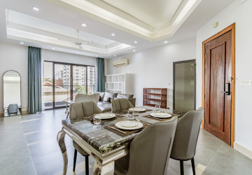 2 Bedroom Serviced Apartment For Rent, BKK 1, Phnom Penh thumbnail