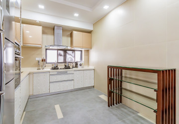 2 Bedroom Serviced Apartment For Rent, BKK 1, Phnom Penh thumbnail