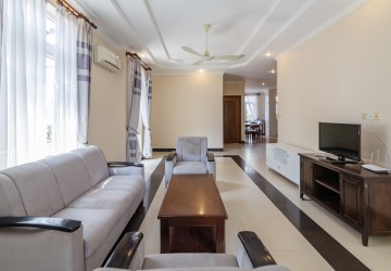 2 Bedroom Apartment For Rent  in Tonle Bassac- Phnom Penh thumbnail