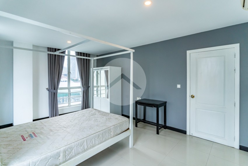 2 Bedroom Serviced Apartment For Rent - Beoung Raing, Phnom Penh