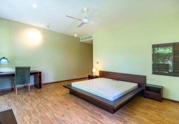 2 Bedroom Serviced Apartment For Rent - Chbar Ampov, Phnom Penh thumbnail