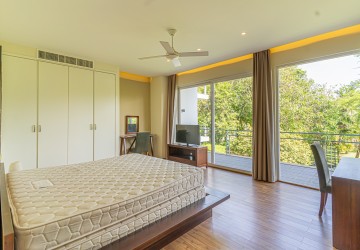 3 Bedroom Serviced Apartment For Rent - Chbar Ampov, Phnom Penh thumbnail