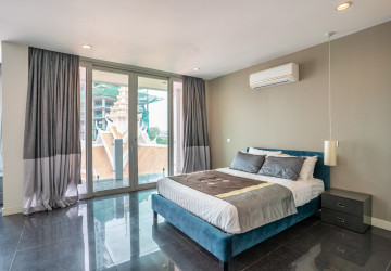 Loft 1 Bedroom Serviced Apartment For Rent -  Tonle Bassac, Phnom Penh thumbnail