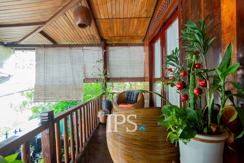 6 Bedroom Villa For Sale - Svay Dangkum, Siem Reap