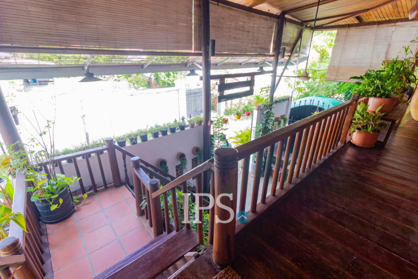 6 Bedroom Villa For Sale - Svay Dangkum, Siem Reap