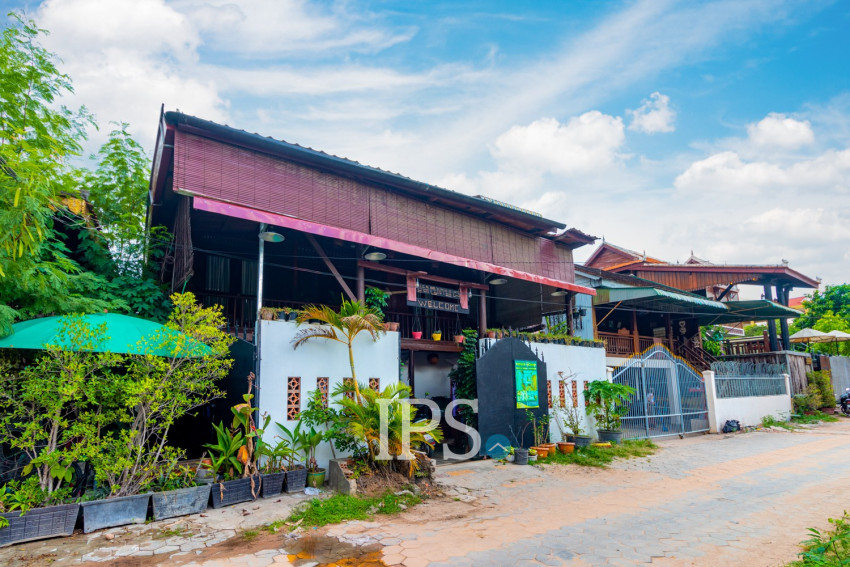 6 Bedroom Villa For Sale - Svay Dangkum, Siem Reap