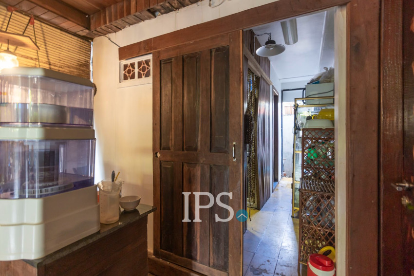 6 Bedroom Villa For Sale - Svay Dangkum, Siem Reap