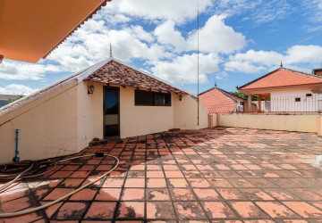 4 Bedroom House For Rent - Kouk Chak, Siem Reap thumbnail