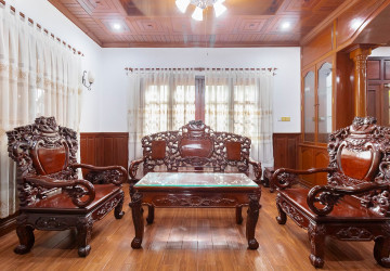 4 Bedroom House For Rent - Kouk Chak, Siem Reap thumbnail