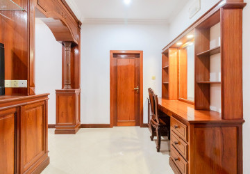 4 Bedroom House For Rent - Kouk Chak, Siem Reap thumbnail