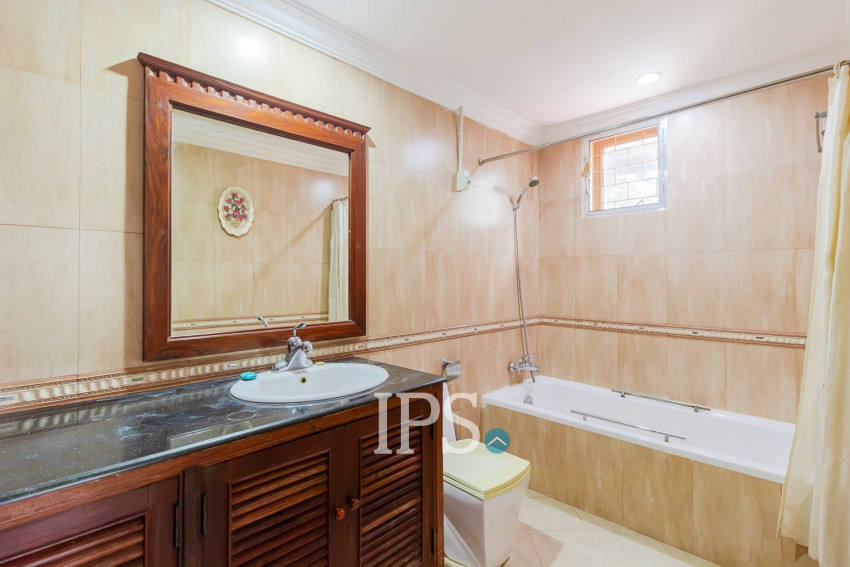 4 Bedroom House For Rent - Kouk Chak, Siem Reap