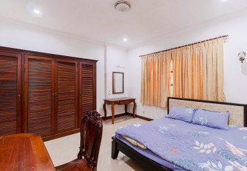 4 Bedroom House For Rent - Kouk Chak, Siem Reap thumbnail