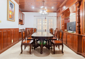 4 Bedroom House For Rent - Kouk Chak, Siem Reap thumbnail