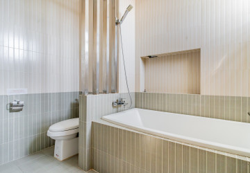 1 Bedroom Serviced Apartment For Rent - Toul Tum Poung 1, Phnom Penh thumbnail