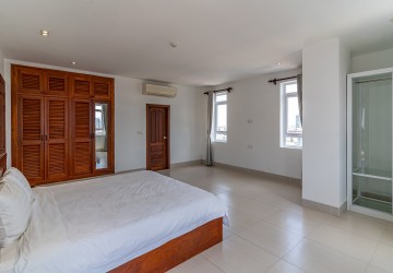 2 Bedroom Serviced Apartment For Rent - Toul Tom Poung 1, Phnom Penh thumbnail