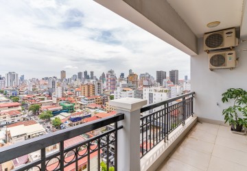 3 Bedroom Penthouse Serviced Apartment For Rent - Toul Tum Poung 1, Phnom Penh thumbnail