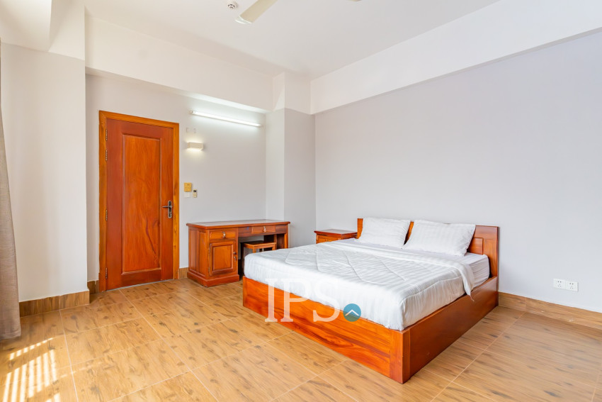 1 Bedroom Serviced Apartment For Rent - Toul Tom Pong 2, Phnom Penh