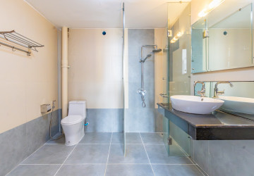 2 Bedroom Serviced Apartment for Rent - Toul Tom Pong 2, Phnom Penh thumbnail