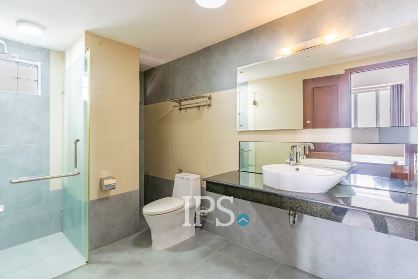 2 Bedroom Serviced Apartment for Rent - Toul Tom Pong 2, Phnom Penh