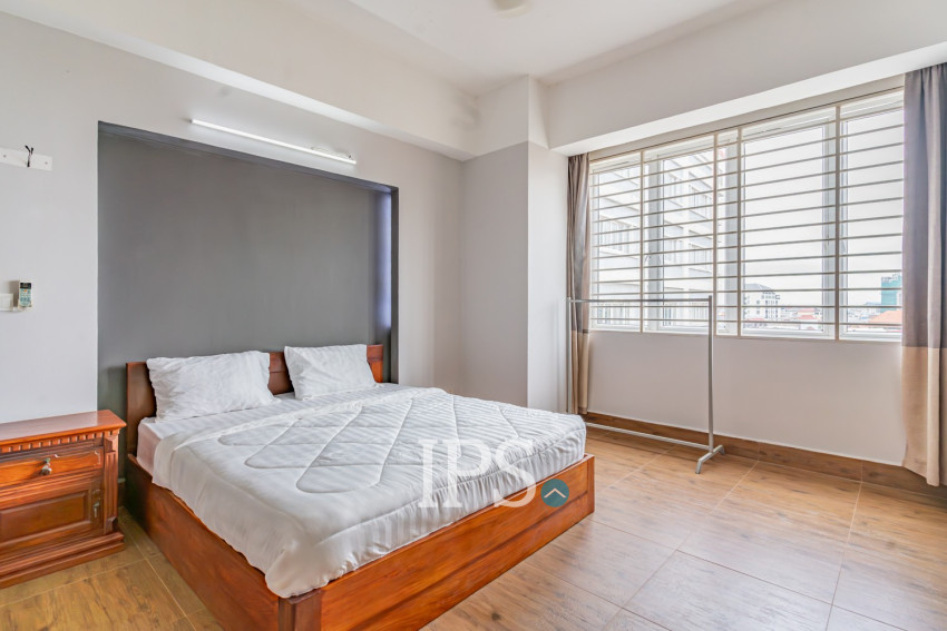 3 Bedroom Serviced Apartment For Rent - Toul Tom Pong 2, Phnom Penh