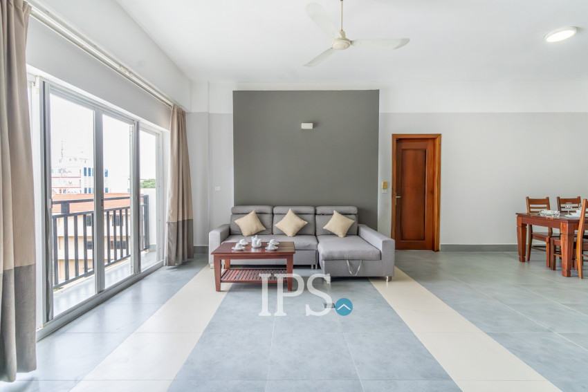 3 Bedroom Serviced Apartment For Rent - Toul Tom Pong 2, Phnom Penh