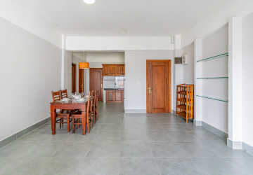 3 Bedroom Serviced Apartment For Rent - Toul Tom Pong 2, Phnom Penh thumbnail