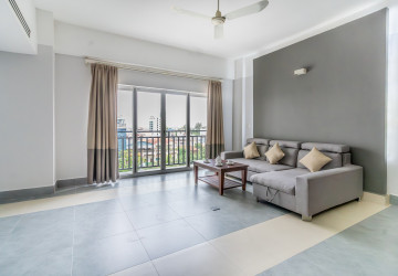 3 Bedroom Serviced Apartment For Rent - Toul Tom Pong 2, Phnom Penh thumbnail
