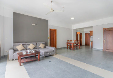 3 Bedroom Serviced Apartment For Rent - Toul Tom Pong 2, Phnom Penh thumbnail