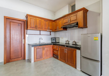 3 Bedroom Serviced Apartment For Rent - Toul Tom Pong 2, Phnom Penh thumbnail