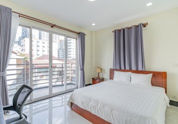 1 Bedroom Serviced Apartment For Rent - BKK2, Phnom Penh thumbnail