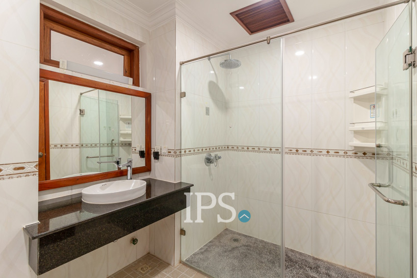 4 Bedroom Apartment For Rent - Sala Kamreuk, Siem Reap