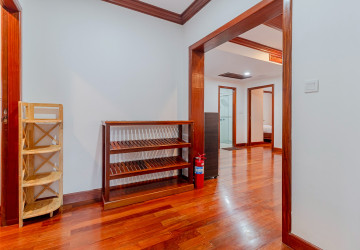4 Bedroom Apartment For Rent - Sala Kamreuk, Siem Reap thumbnail