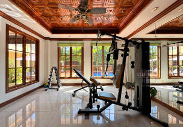 4 Bedroom Apartment For Rent - Sala Kamreuk, Siem Reap thumbnail