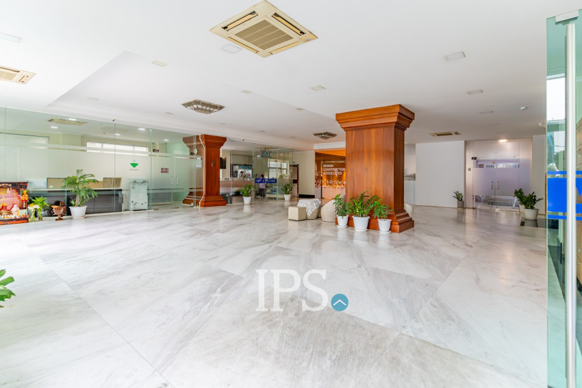 2 Bedroom Serviced Apartment For Rent - BKK1, Phnom Penh