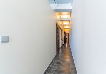 Renovated 3 Bedroom Apartment For Rent - Chey Chumneah, Phnom Penh thumbnail