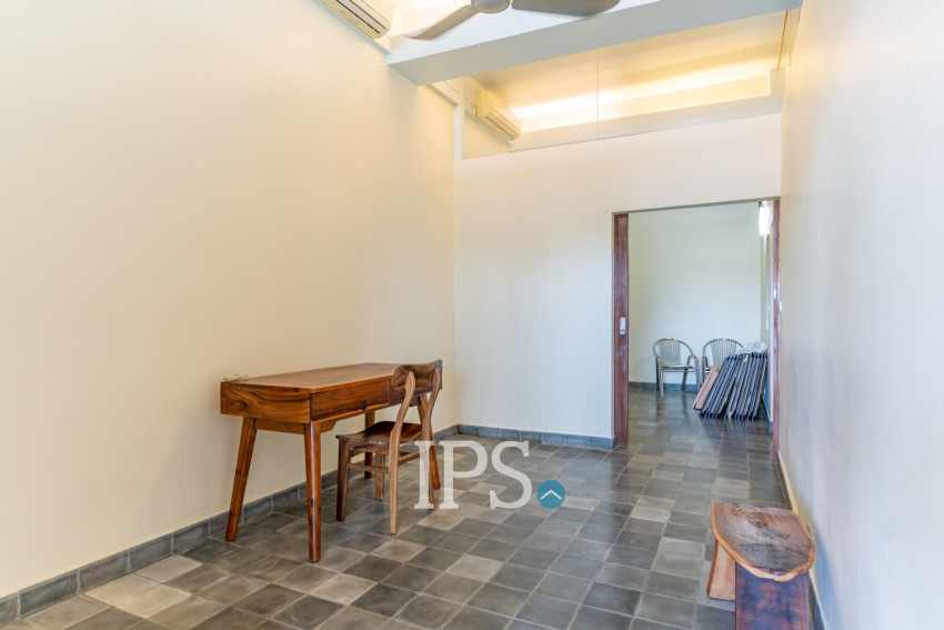 Renovated 3 Bedroom Apartment For Rent - Chey Chumneah, Phnom Penh