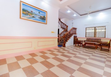 5 Bedroom House For Rent - Sala Kamreuk, Siem Reap thumbnail