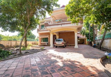 4 Bedroom Villa For Rent  Chroy Chongva- Phnom Penh thumbnail