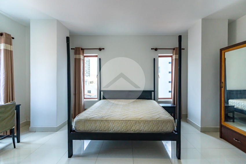 3 Bedroom Serviced Apartment For Rent  - Daun Penh, Phnom Penh