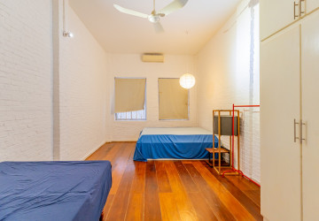 Renovated 2 Bedroom Apartment For Rent - Phsar Kandal 1, Phnom Penh thumbnail