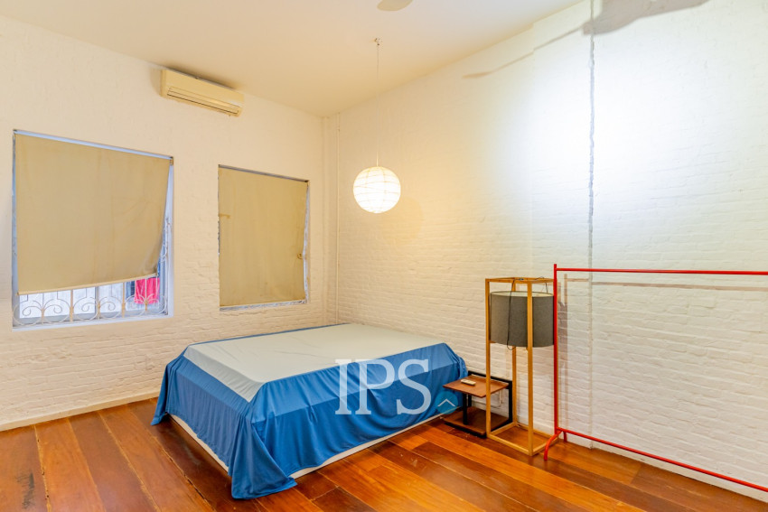 Renovated 2 Bedroom Apartment For Rent - Phsar Kandal 1, Phnom Penh
