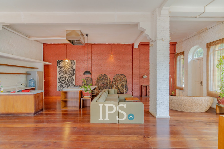 Renovated 2 Bedroom Apartment For Rent - Phsar Kandal 1, Phnom Penh