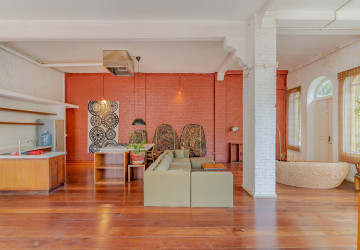 Renovated 2 Bedroom Apartment For Rent - Phsar Kandal 1, Phnom Penh thumbnail