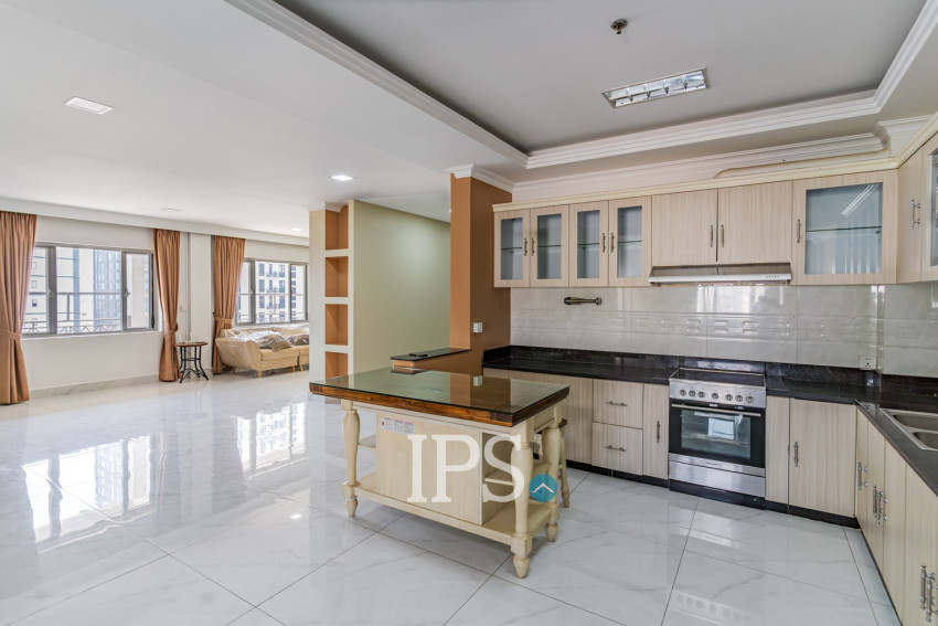 3 Bedroom Serviced Apartment For Rent - BKK1, Phnom Penh