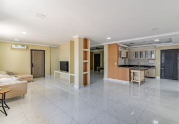 3 Bedroom Serviced Apartment For Rent - BKK1, Phnom Penh thumbnail