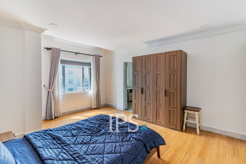 3 Bedroom Serviced Apartment For Rent - BKK1, Phnom Penh