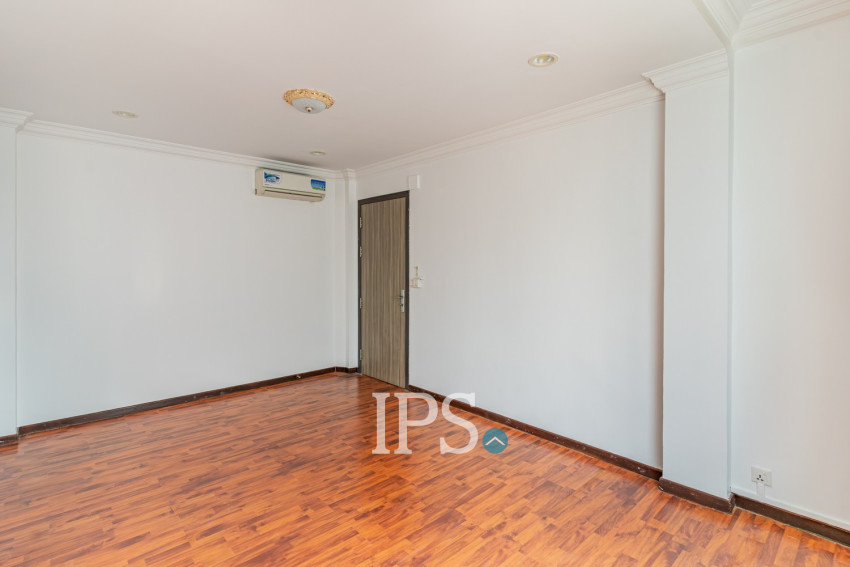 3 Bedroom Serviced Apartment For Rent - BKK1, Phnom Penh